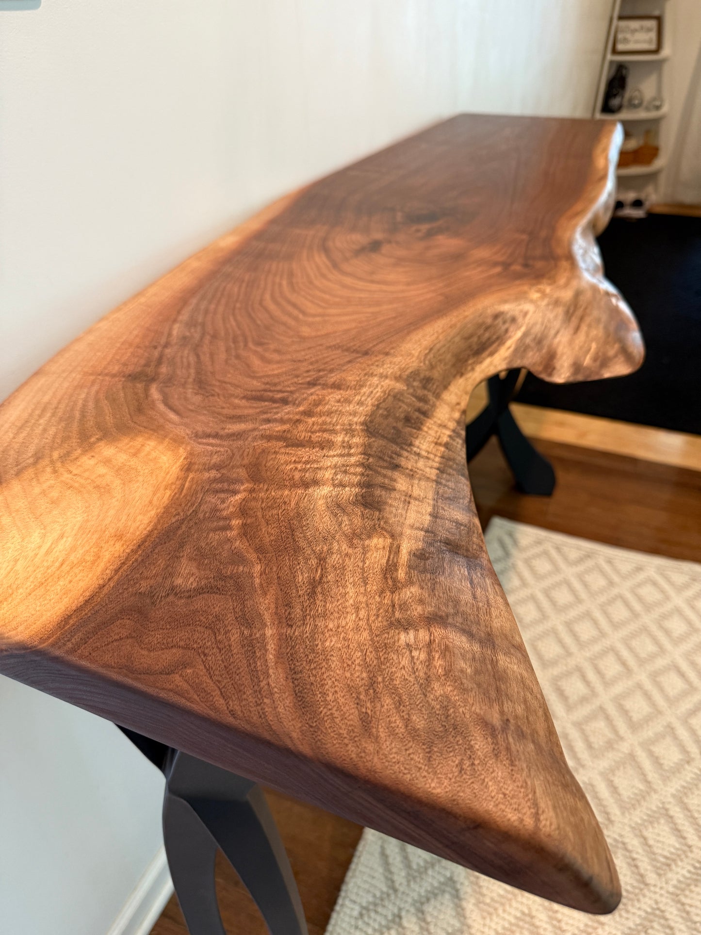 Entry/Bar Table