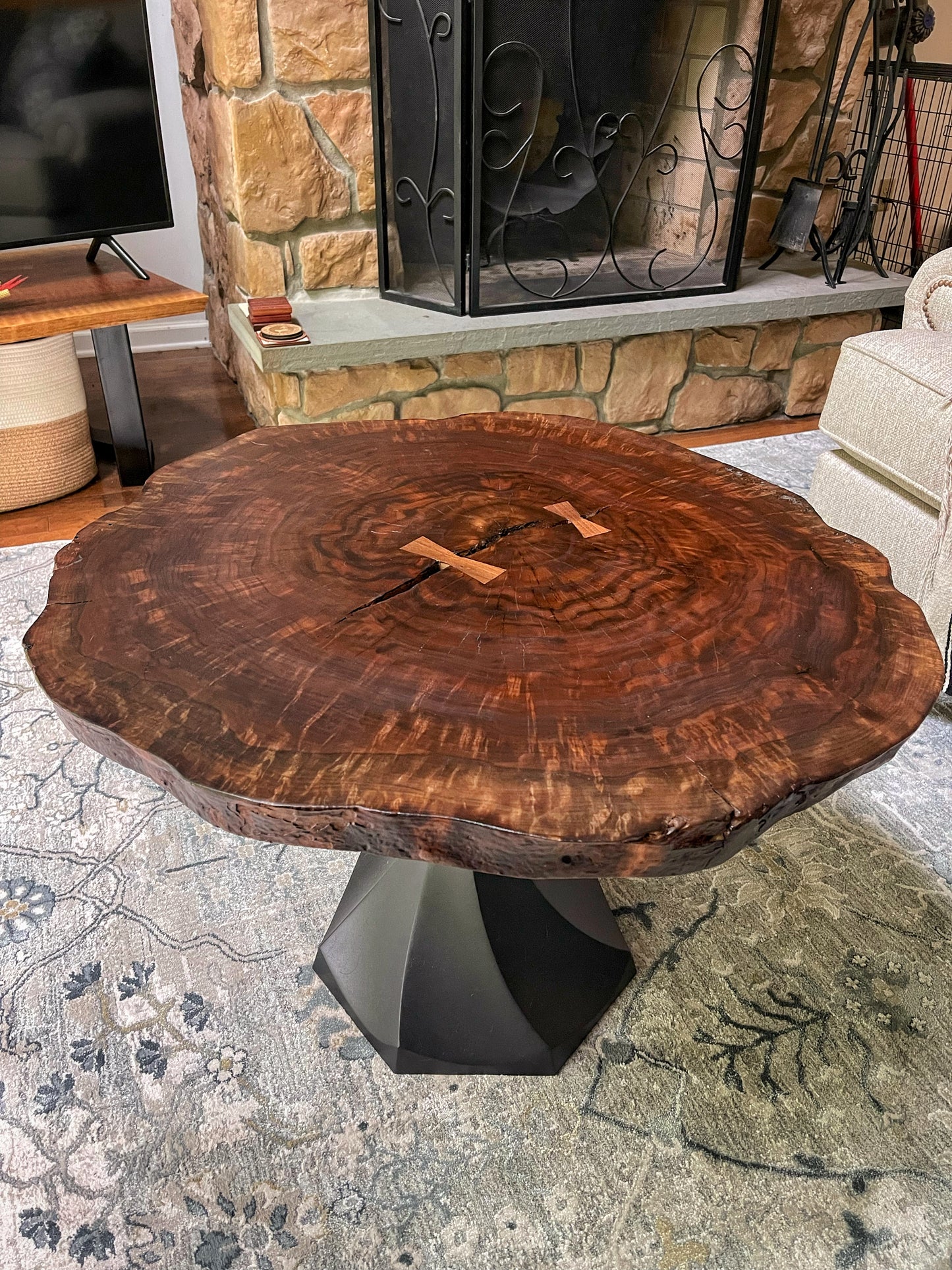 Claro Walnut Cookie coffee table