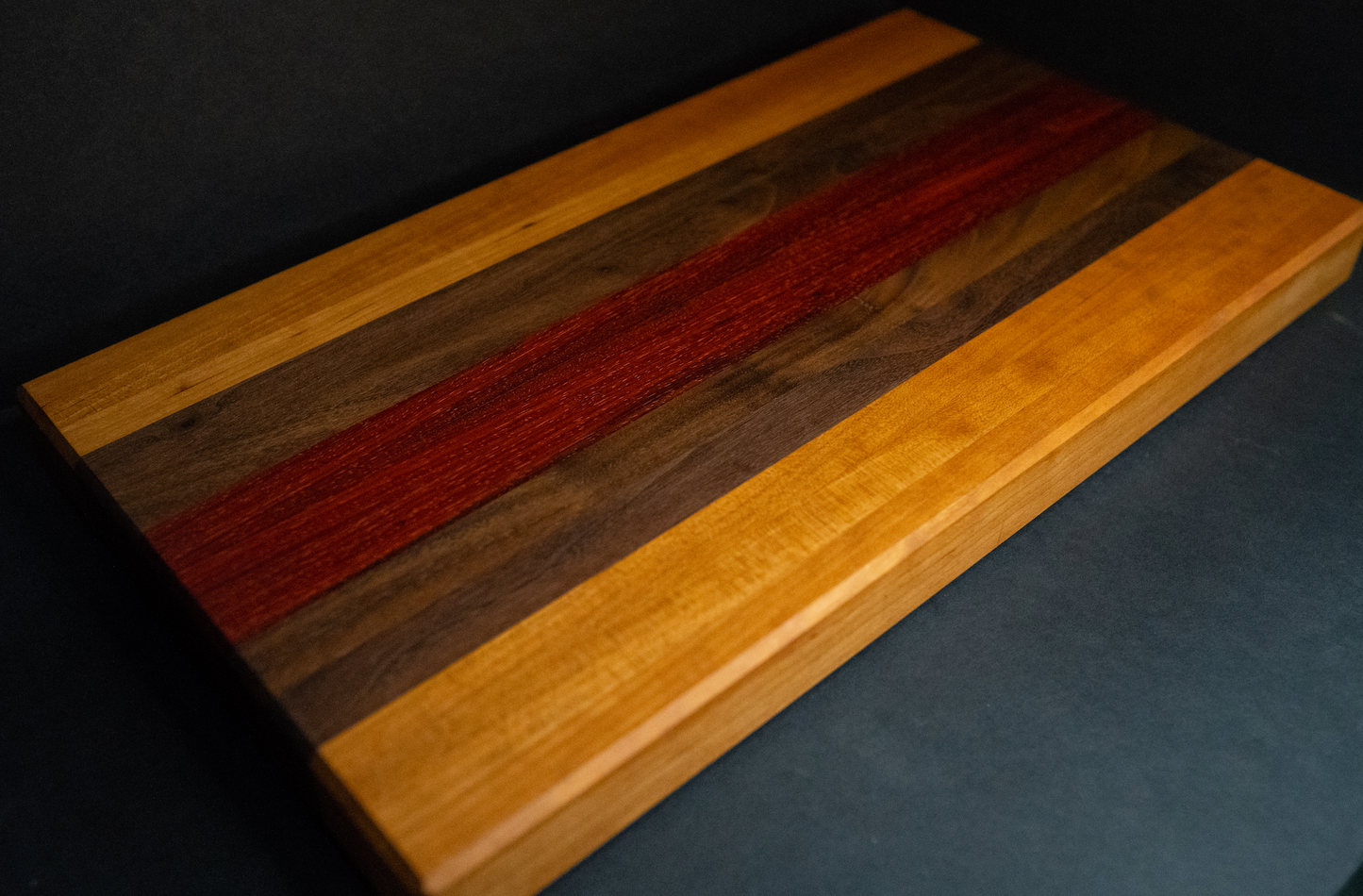 Large Edge Grain Cutting Board