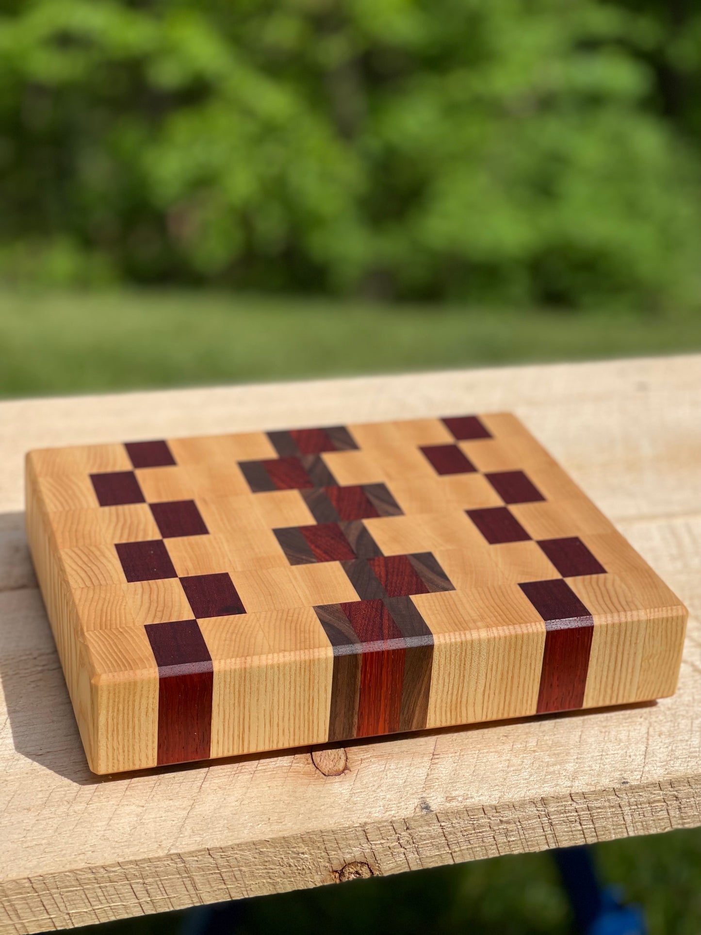 Mini-bar end grain cutting board