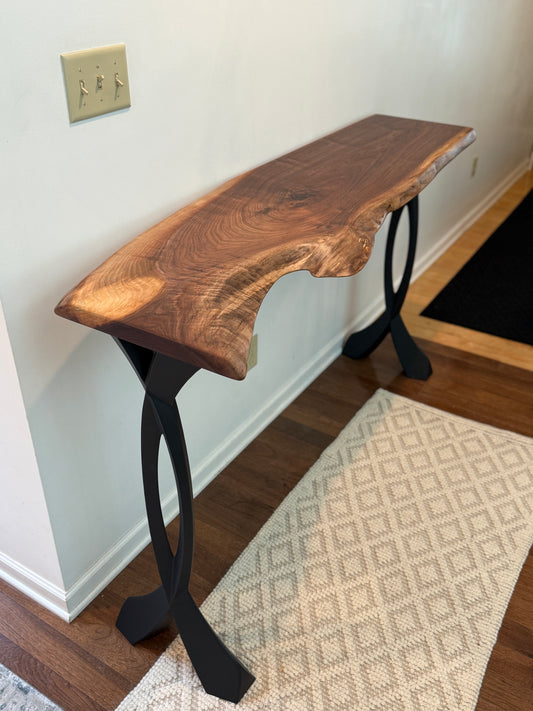 Entry/Bar Table