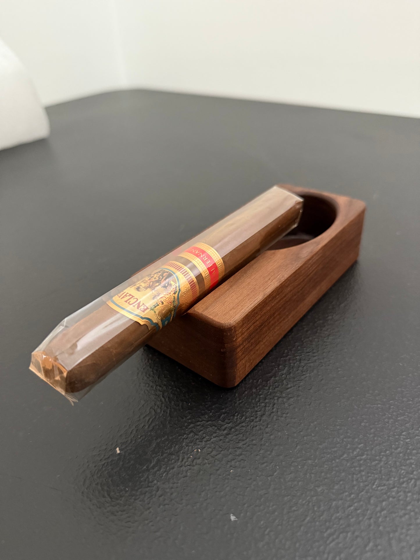 Walnut Cigar Holder